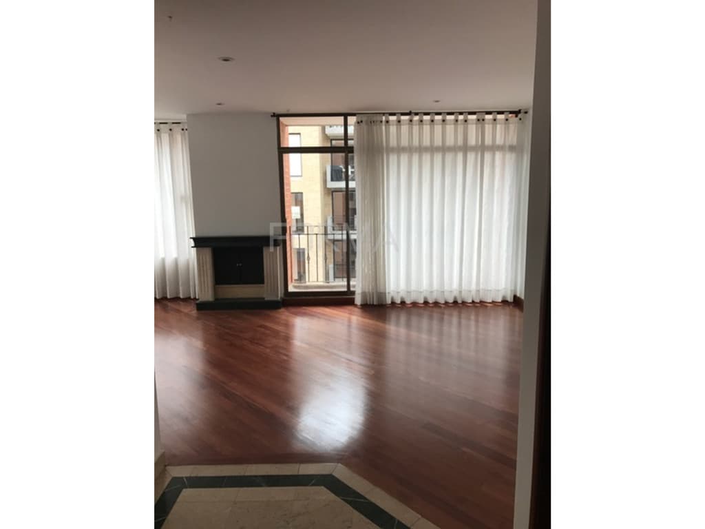 Apartamento en Arriendo en Chico norte, Bogotá — foto 1
