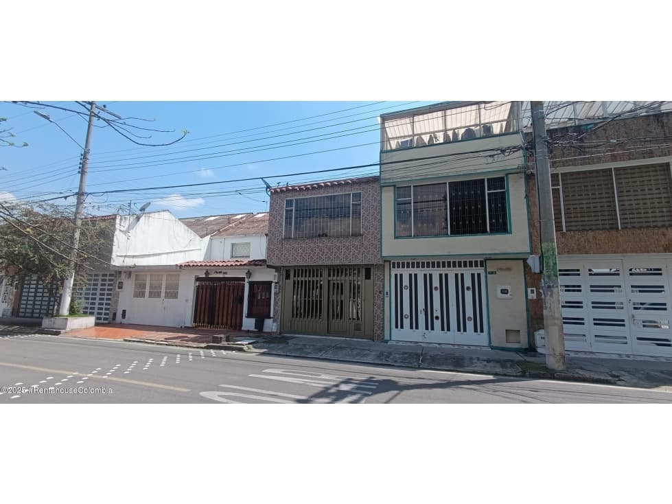 Casa en Venta en Villa alsacia, Bogotá