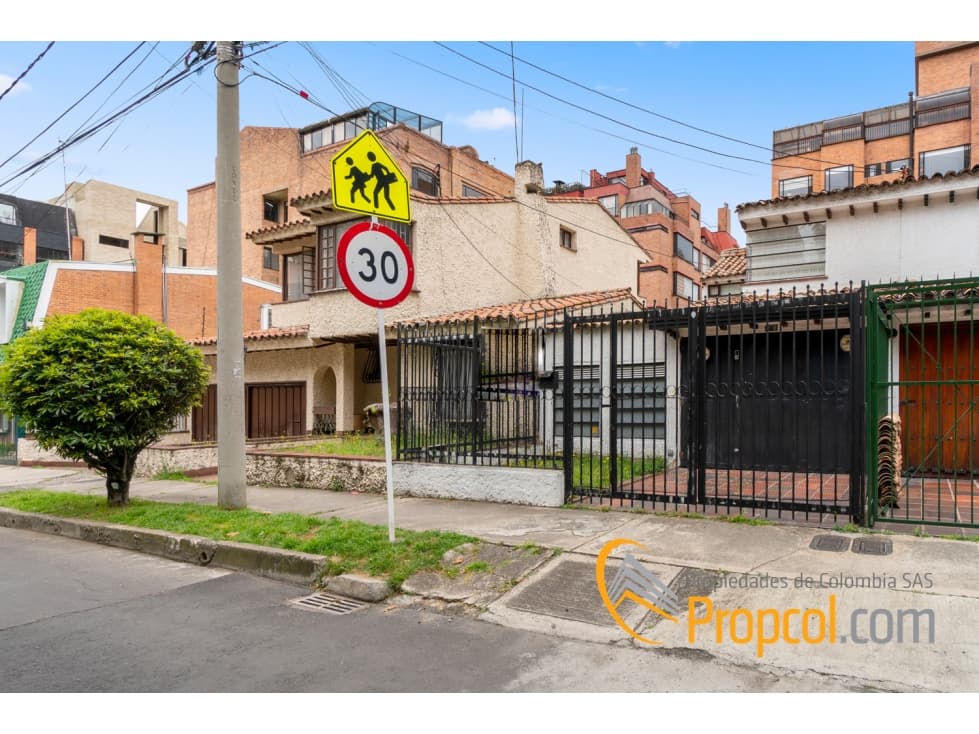 Casa en Venta en Santa Barbara, Bogotá — foto 1