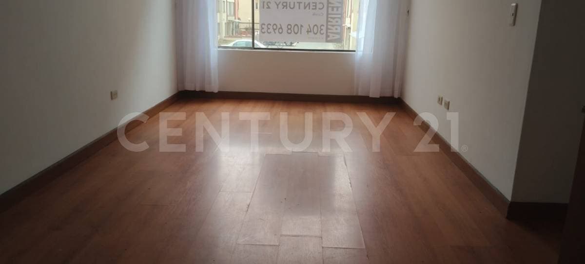 Apartamento en Arriendo en Mirandela, Bogotá
