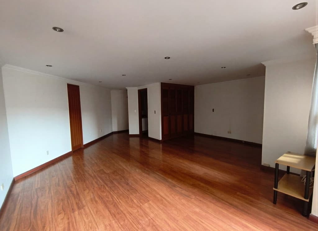 Apartamento en Arriendo en Belmira, Bogotá — foto 1