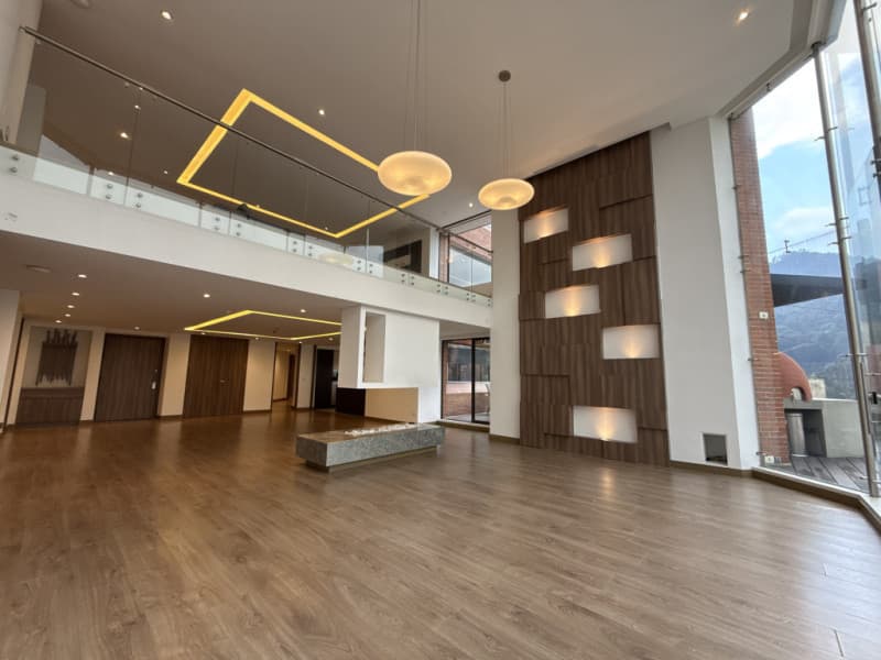 Apartamento en Arriendo en Chicó Alto, Bogotá — foto 1
