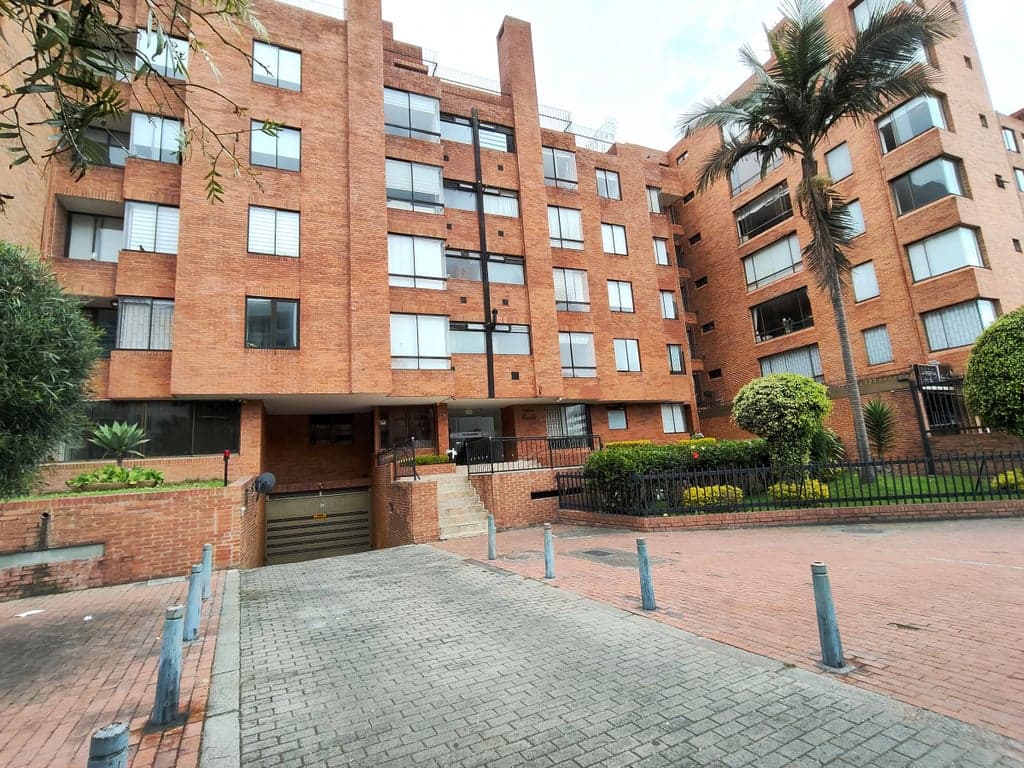 Apartamento en Venta en Santa Barbara, Bogotá — foto 1