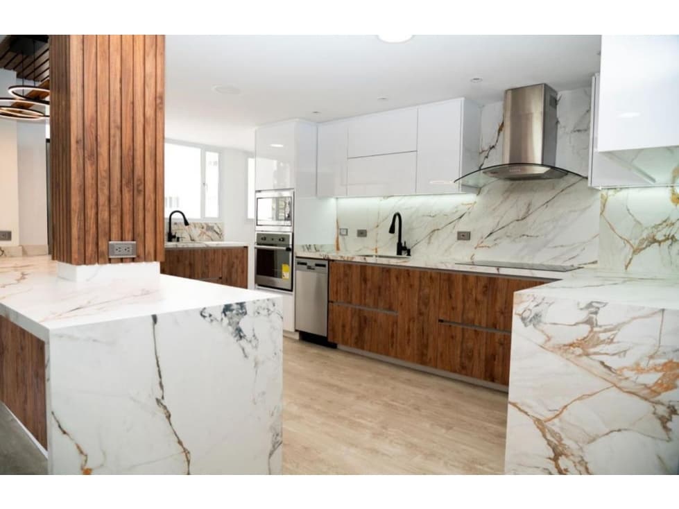 Apartamento en Arriendo en Santa Barbara, Bogotá — foto 1