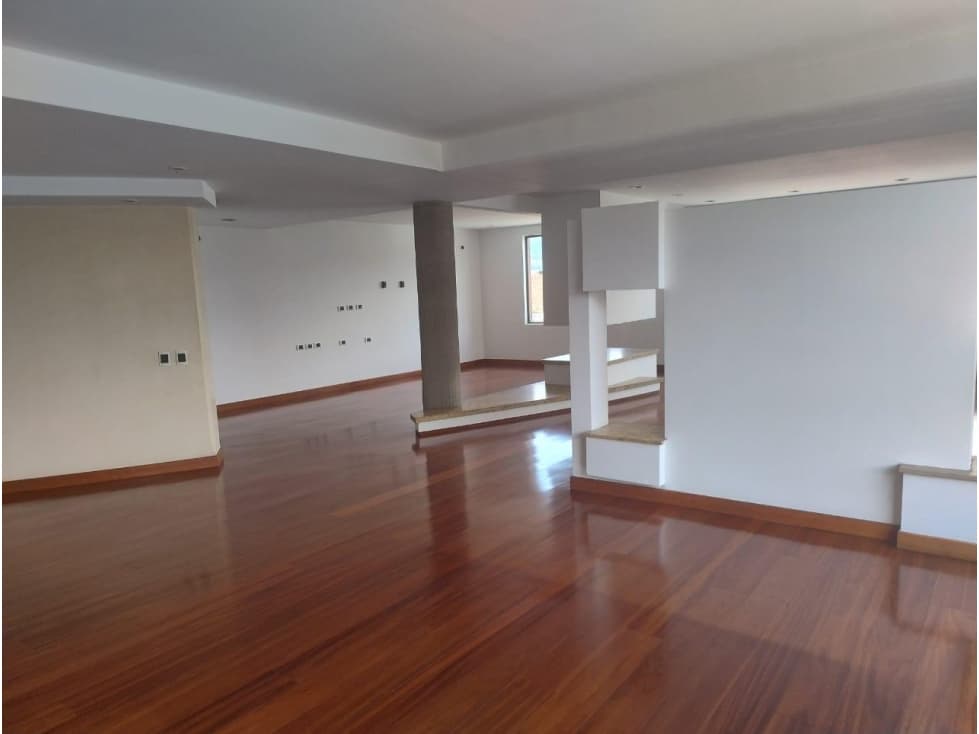 Apartamento en Arriendo en Santa barbara occidental, Bogotá