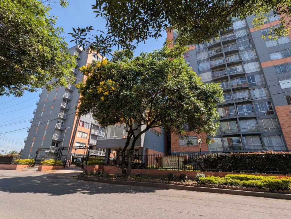 Apartamento en Venta en Castilla, Bogotá — foto 1