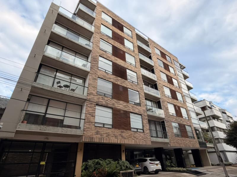 Apartamento en Arriendo en Santa Barbara, Bogotá — foto 1