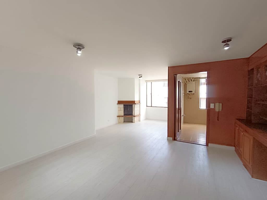 Apartamento en Arriendo en Santa Barbara, Bogotá — foto 1