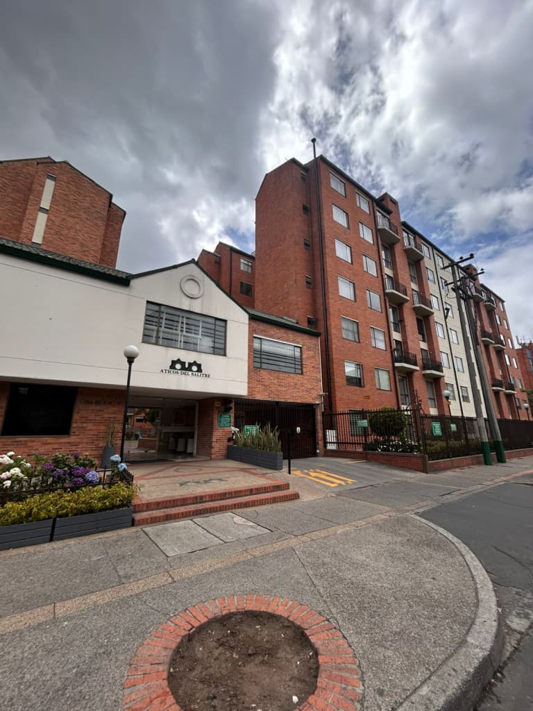 Apartamento en Arriendo en Ciudad Salitre Occidental, Bogotá