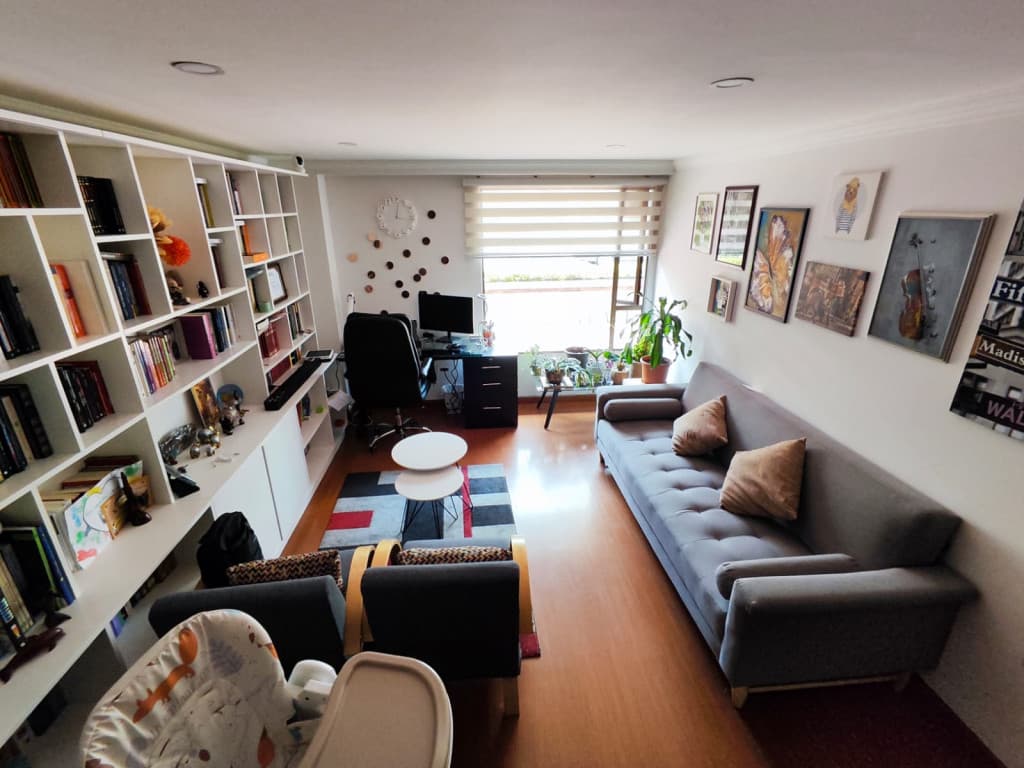 Apartamento en Arriendo en Santa barbara occidental, Bogotá