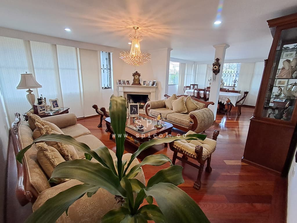 Apartamento en Venta en Santa Barbara, Bogotá — foto 1