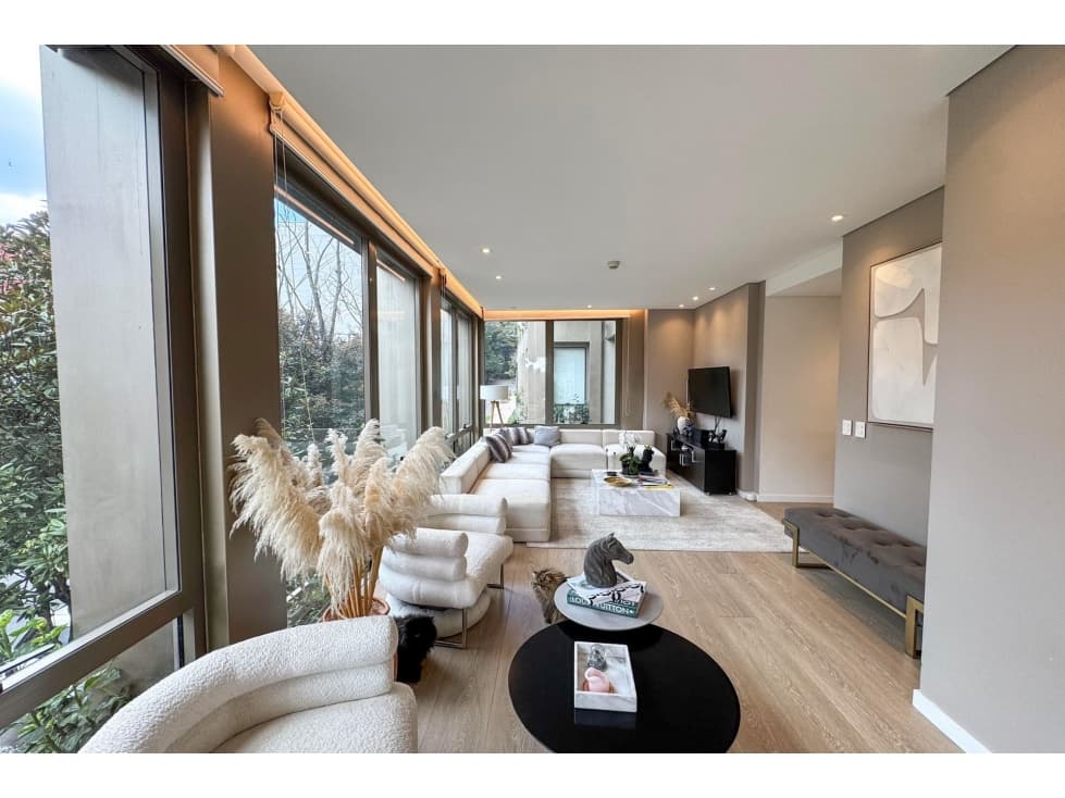 Apartamento en Arriendo en Chicó Reservado, Bogotá — foto 1