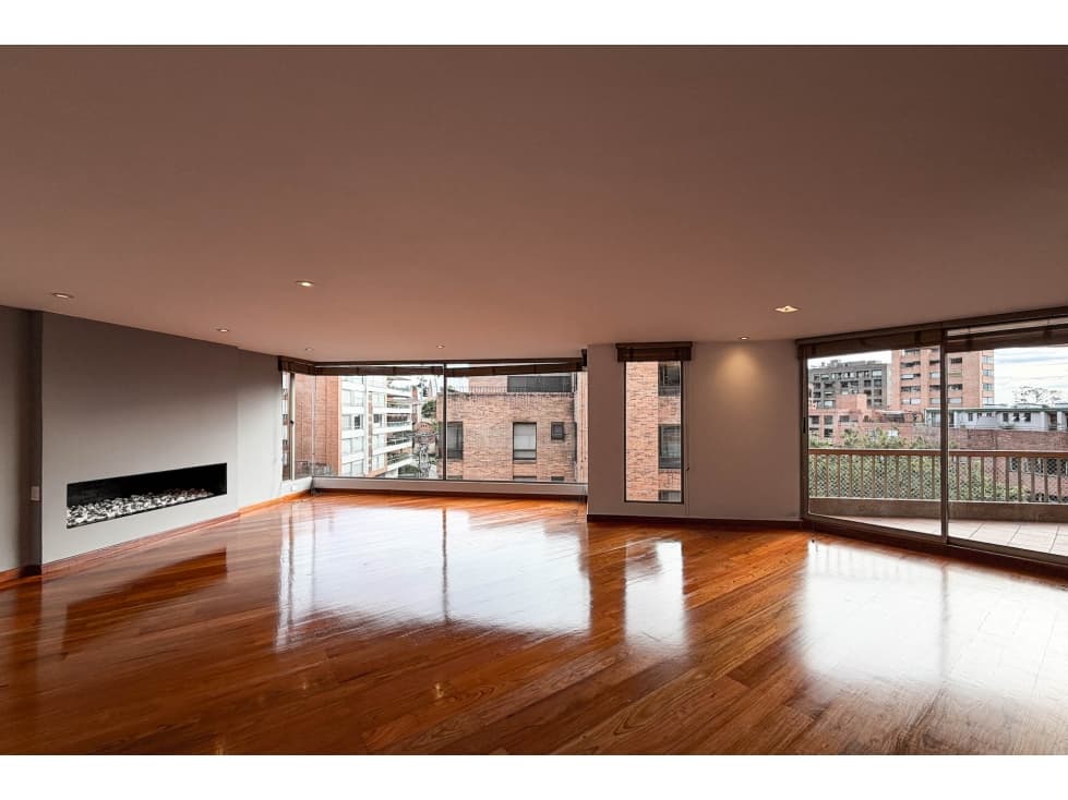 Apartamento en Arriendo en Los rosales, Bogotá — foto 1