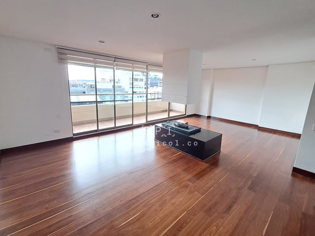 Apartamento en Arriendo en Santa ana oriental, Bogotá