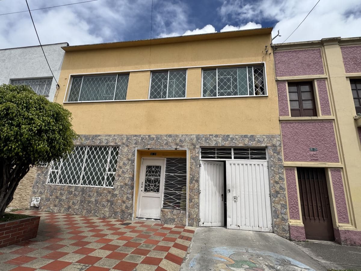 Casa en Arriendo en Barrios Unidos, Bogotá — foto 1