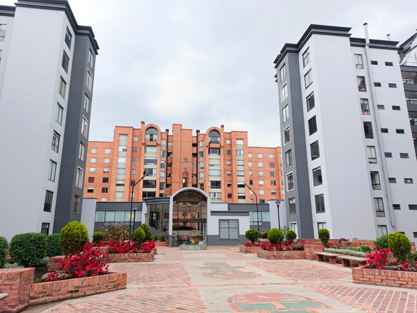Apartamento en Arriendo en Ciudad Salitre Occidental, Bogotá