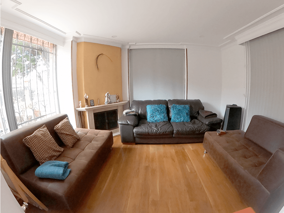 Casa en Arriendo en Cantalejo, Bogotá — foto 1