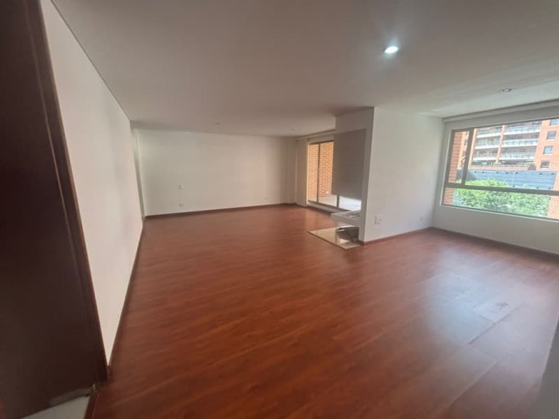 Apartamento en Arriendo en Santa Barbara, Bogotá — foto 1