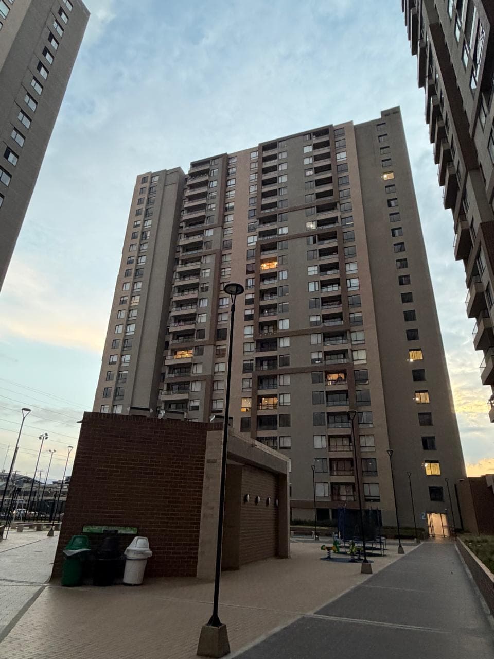 Apartamento en Arriendo en Montevideo, Bogotá