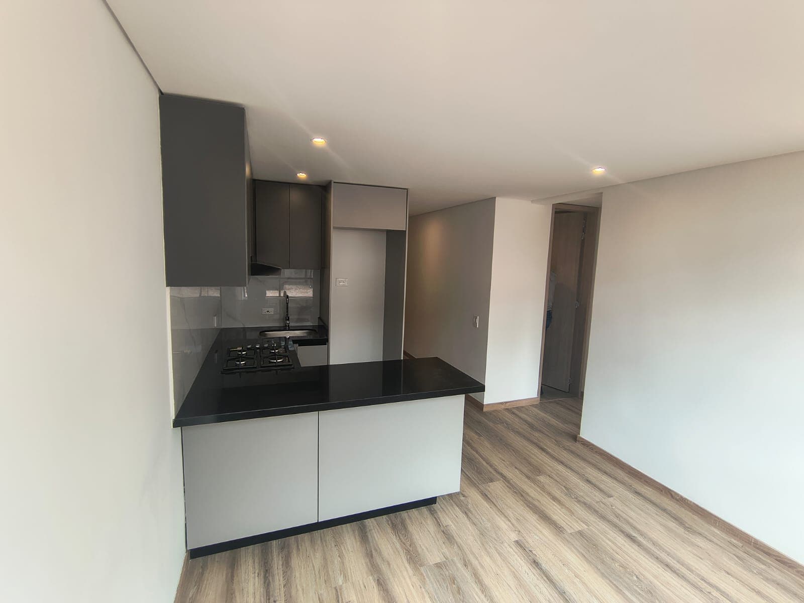 Apartamento en Arriendo en Mirandela, Bogotá